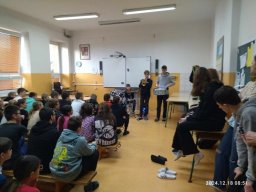 vanocni koncert - zaci zakum 11